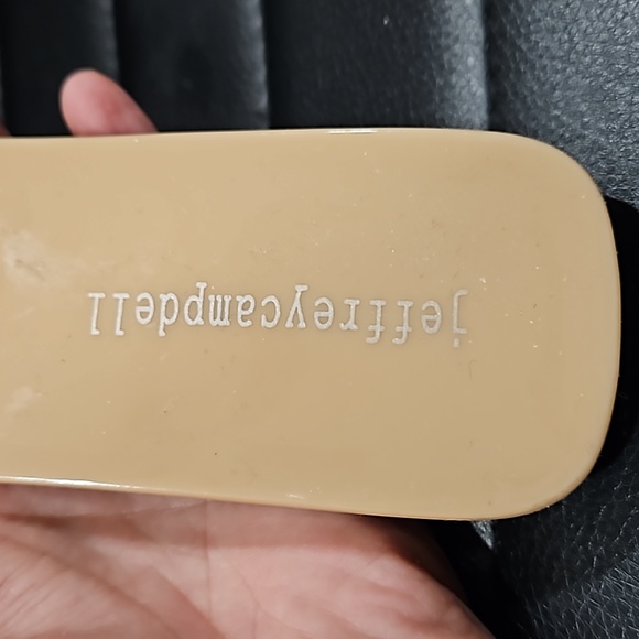 Jeffrey Campbell sleek and shiny sandal. - Picture 5 of 6